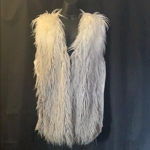 Faux fur vest L/XL